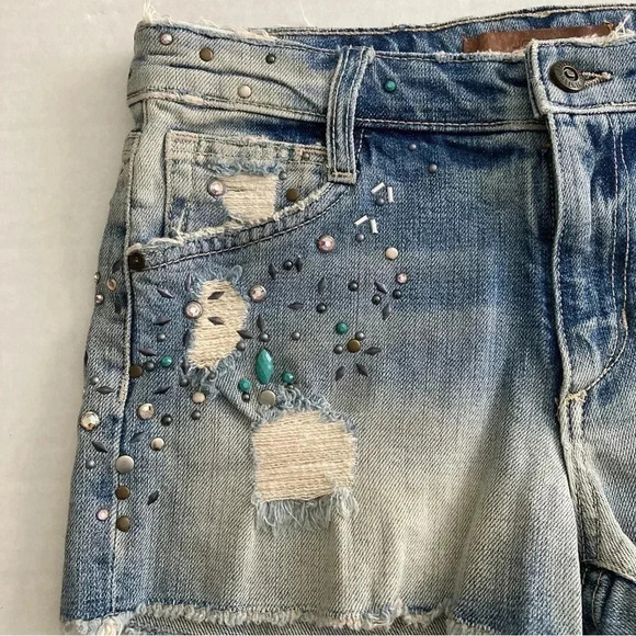 Joe’s Jeans Kerille Beaded Distressed Denim Jean Shorts Size 26 - Picture 8 of 8